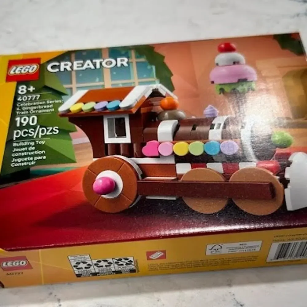 Lego creator gingerbread
